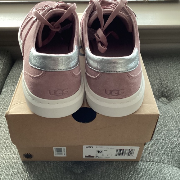UGG® Alameda Lace-Up Sneaker (Women) 10M - Picture 10 of 12